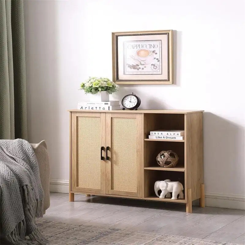 Mobile credenza in legno naturale con ante in rattan, montaggio da 1 persona